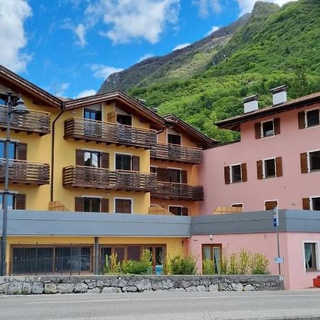 Tenno Appartamenti Garda Lake Bagian luar foto