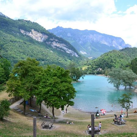 Tenno Appartamenti Garda Lake Bagian luar foto